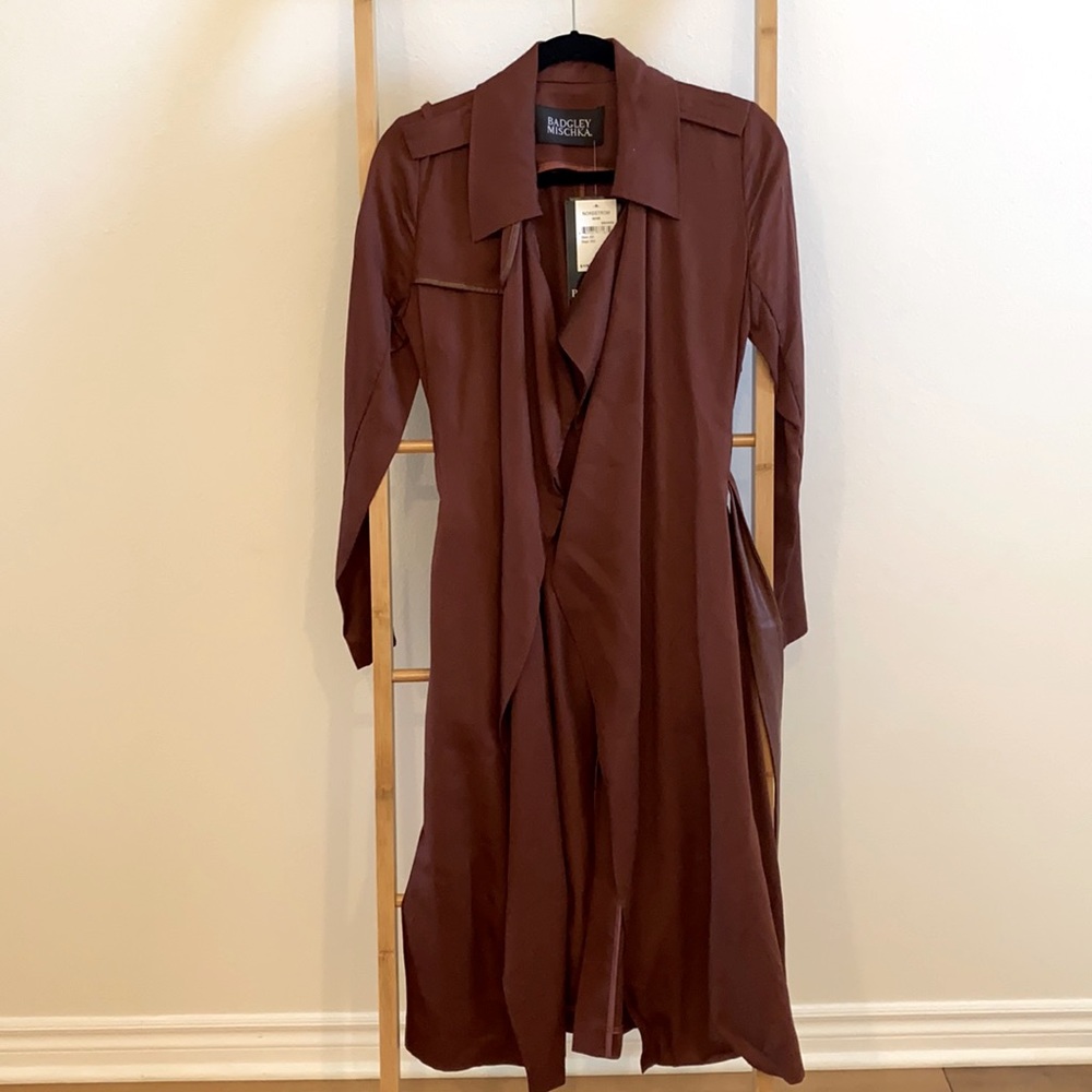 Badgley Mischka light weight trench